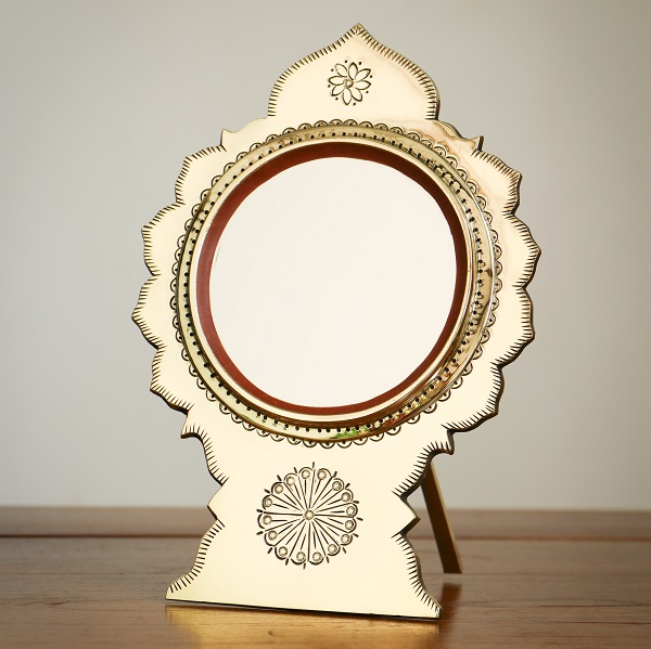 AKS8 (Back Stand) - Aranmula Kannadi (Aranmula Metal Mirror)